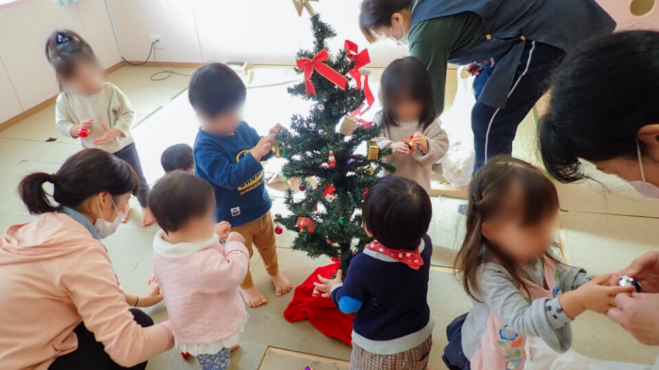 保育所のクリスマスの写真